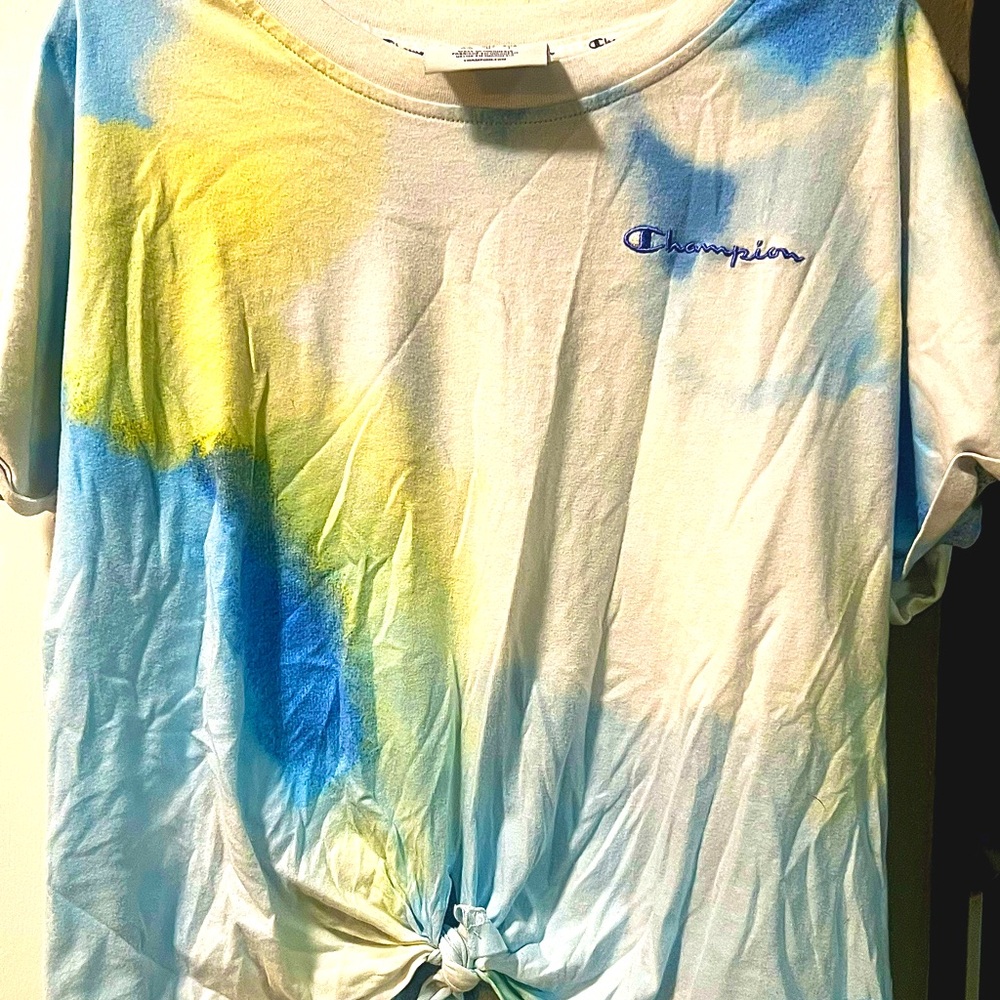 Cute champion shirt!